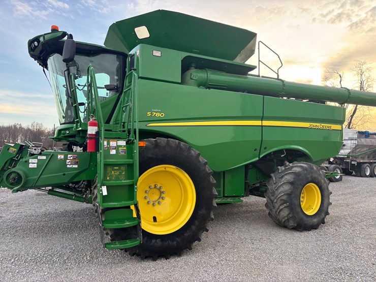 #1560-•-2018-john-deere-s780-image-8