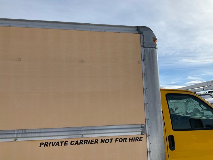 2009-chevrolet-express-3500-image-52