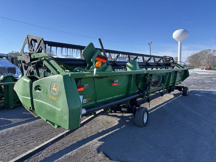 john-deere-630f-image-7