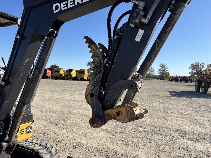 deere-26g-image-8