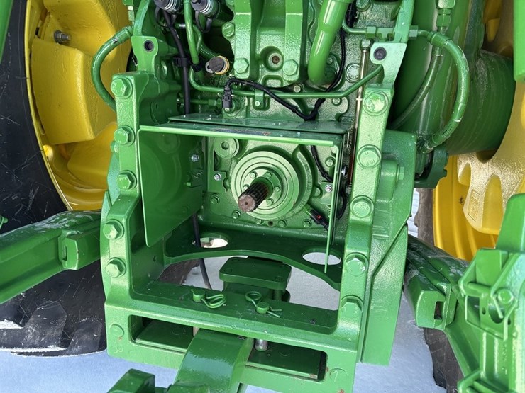 john-deere-8r-410-image-24