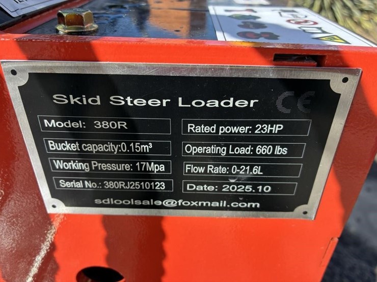2025-mms-380r-skid-steer-track-loader-image-12