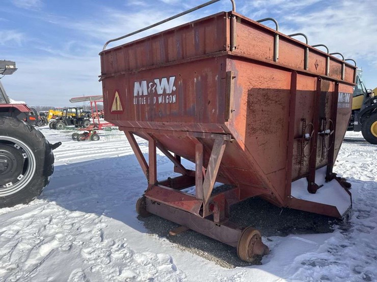 m&w-little-red-wagon-image-3