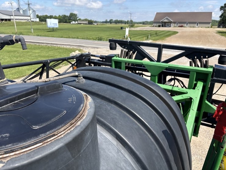 john-deere-4720-image-52