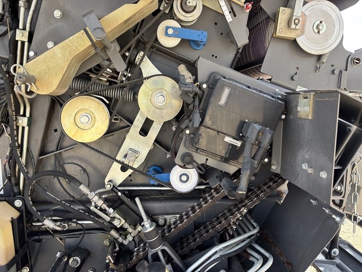 massey-ferguson-rb4180v-image-42