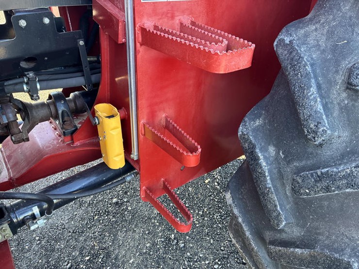 case-ih-steiger-335-image-36