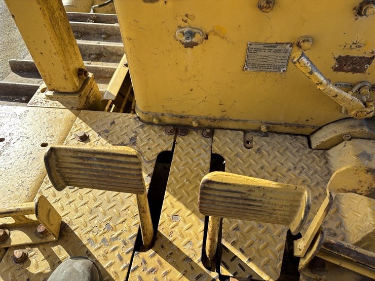 caterpillar-d7-image-50