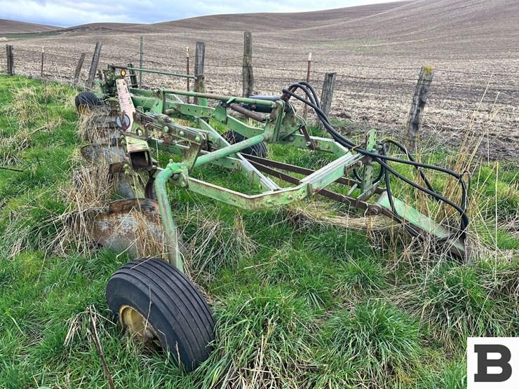 john-deere-3100-image-3