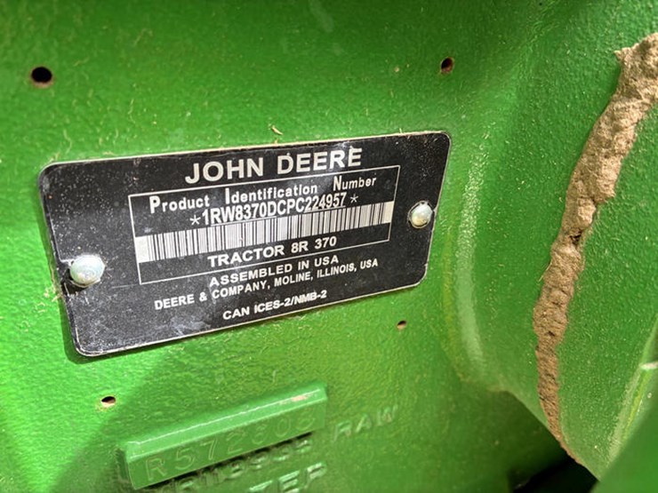 john-deere-8r-370-image-2
