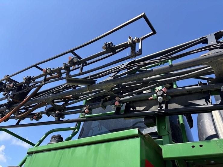 john-deere-4720-image-39