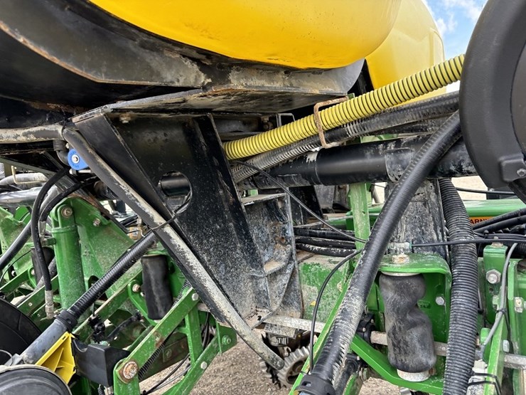 john-deere-1770nt-image-61