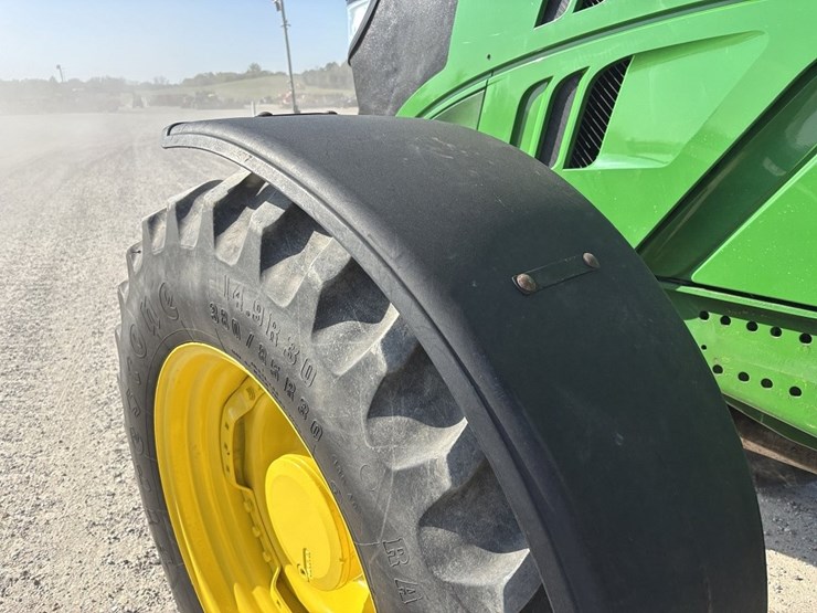 john-deere-6150r-image-33