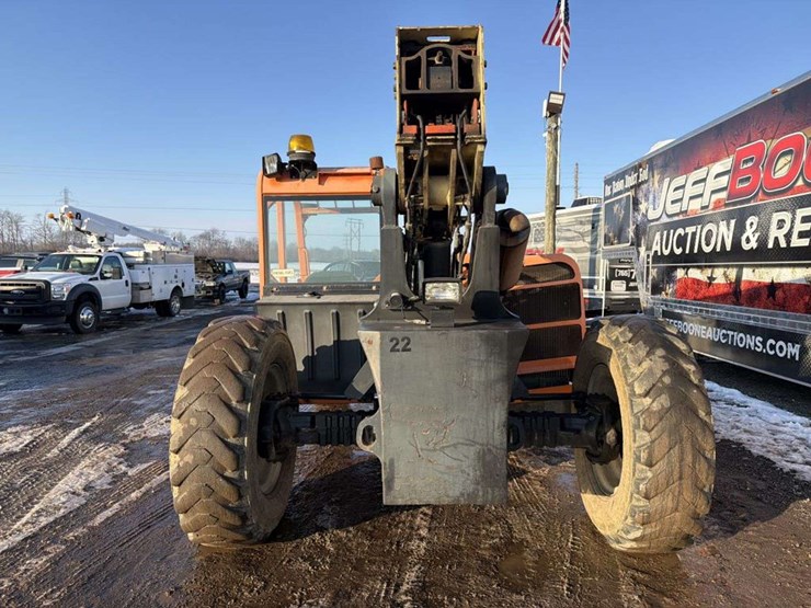 2012-jlg-g6-42a-image-3