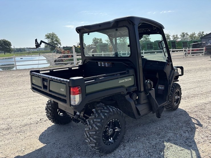 john-deere-gator-image-5