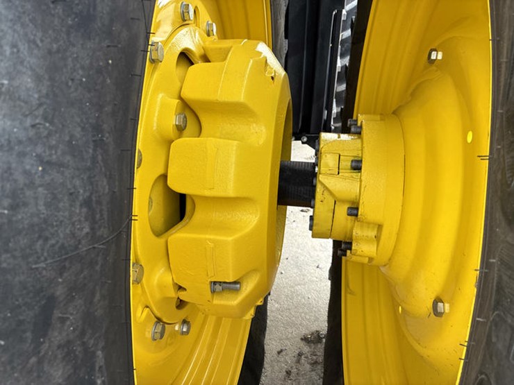 john-deere-8r-370-image-62