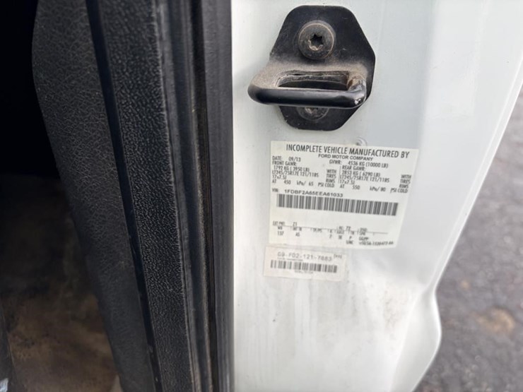 2014-ford-f250-image-16