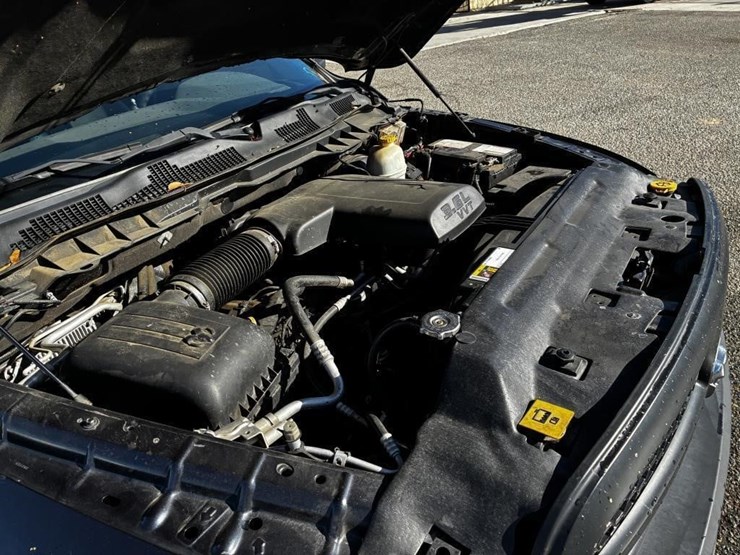 2015-dodge-ram-1500-image-6