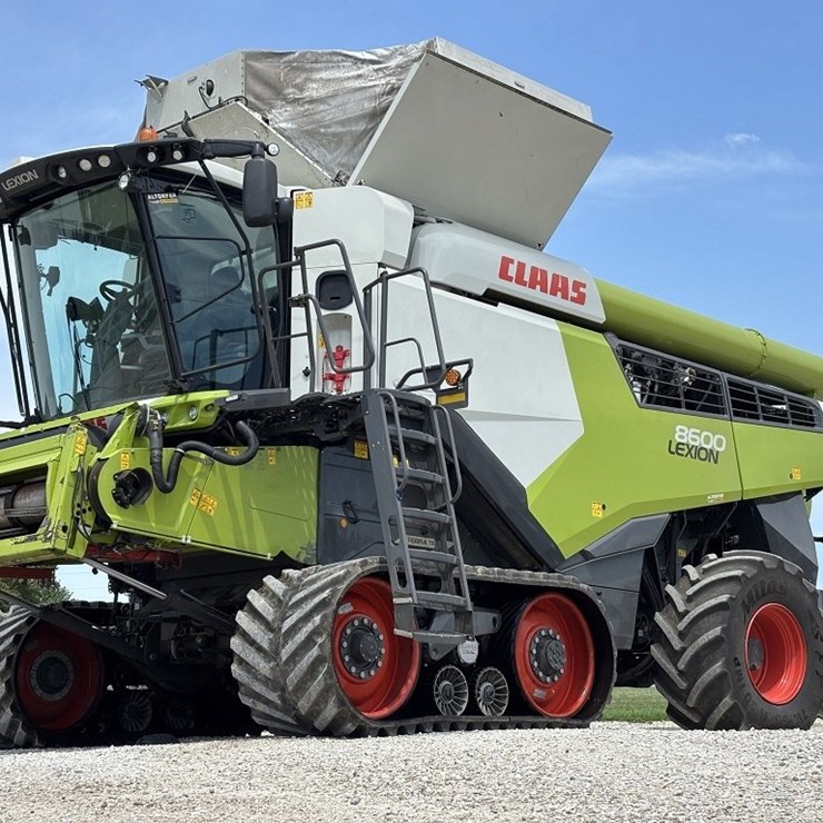 CLAAS LEXION 8600TT