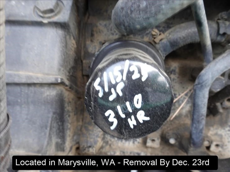 2012-jlg-8042-image-18