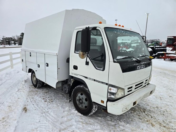 isuzu-npr-hd-image-10