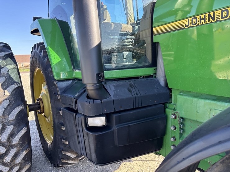 john-deere-8200-image-16