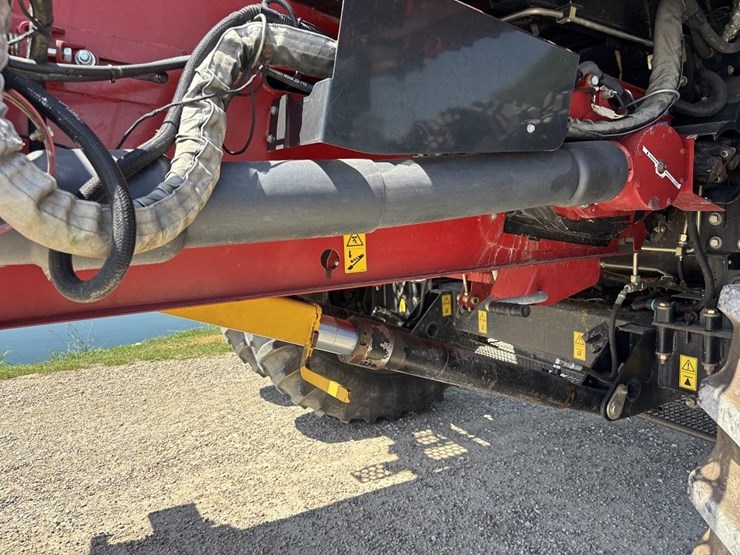 case-ih-8230-image-100