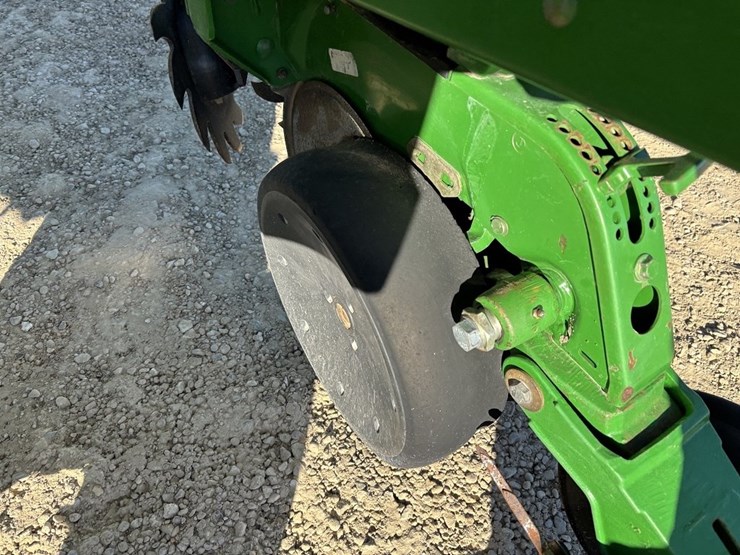 1997-john-deere-1770-image-52