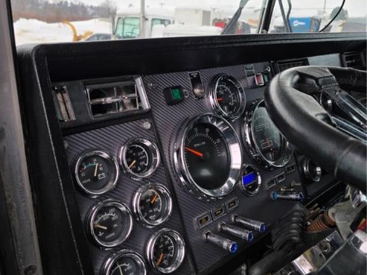 kenworth-w900-image-27
