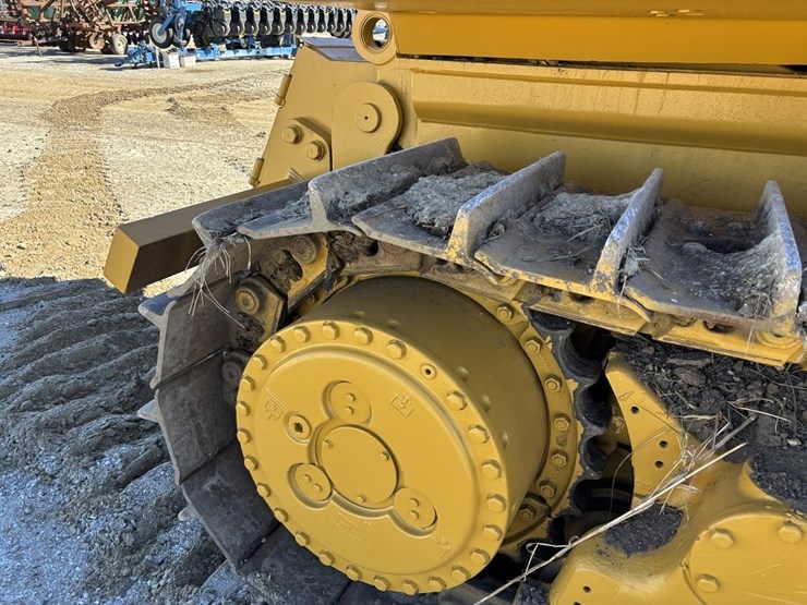 2010-caterpillar-d7e-image-21