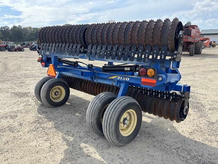 2011-landoll-3130-31-image-6