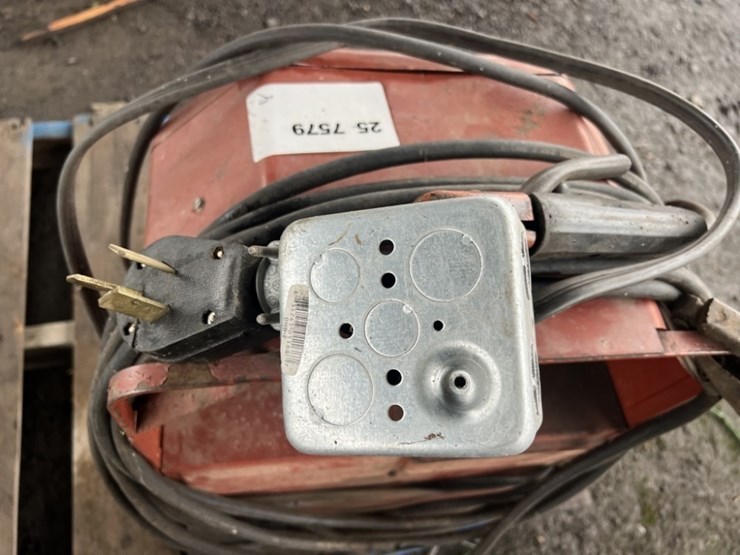 lincoln-electric-ac225-stick-welder-image-6