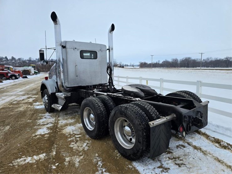 kenworth-t800-image-3