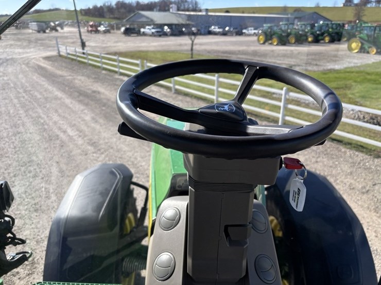2022-john-deere-8r-280-image-44