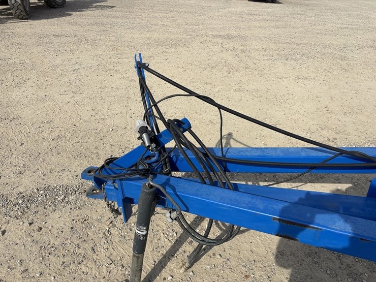 2011-landoll-3130-31-image-18