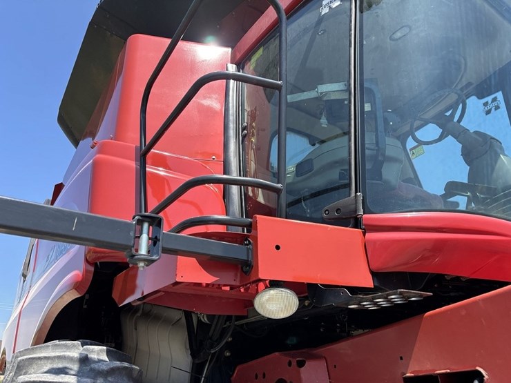 case-ih-8230-image-28