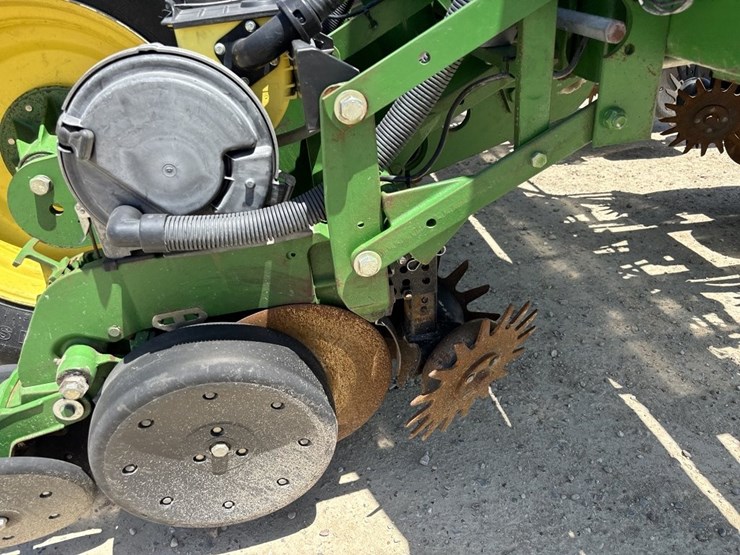 john-deere-s680-image-12