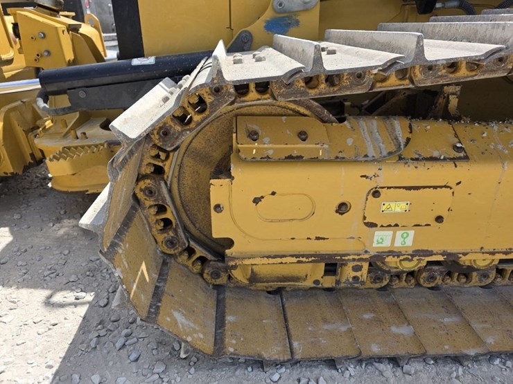 caterpillar-d3k-image-17