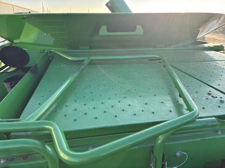 john-deere-9870-sts-image-90