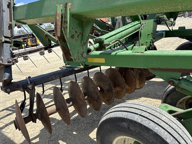 john-deere-637-image-18