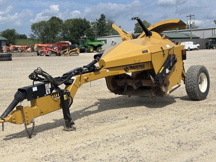 dynamic-wolverine-pull-type-ditcher-image-2