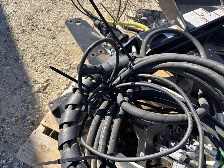 john-deere-6100-image-31