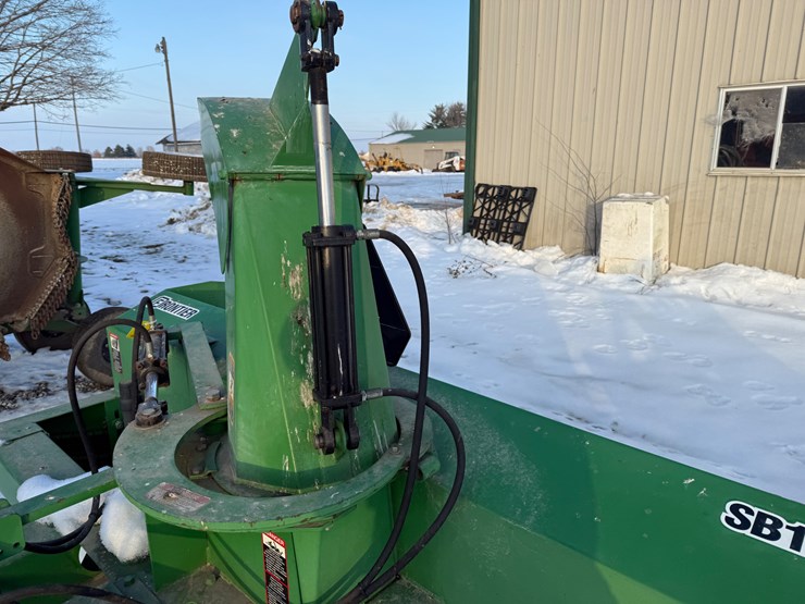 #166-•-2011-3pt-snow-blower-image-2