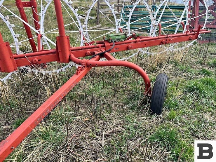 7-wheel-hay-rake---dixie,-wa-image-6