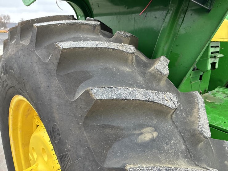 john-deere-4620-image-55