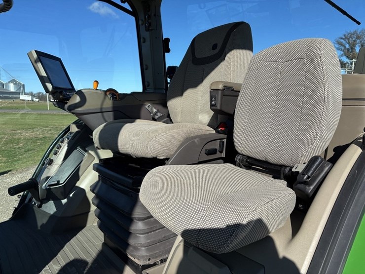 2022-john-deere-8r-280-image-40