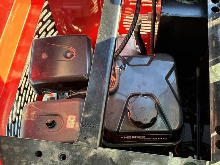 2025-miva-vc13c-excavator-image-15