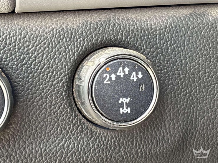 2021-chevrolet-colorado-image-23