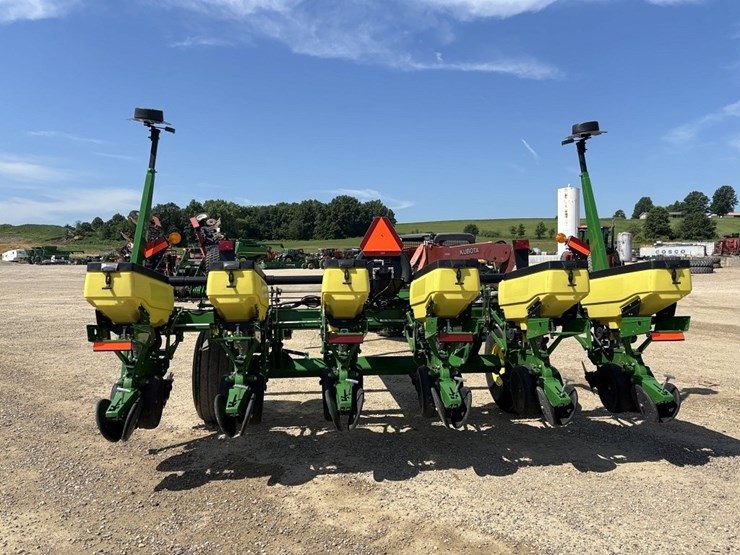 john-deere-1785-image-4