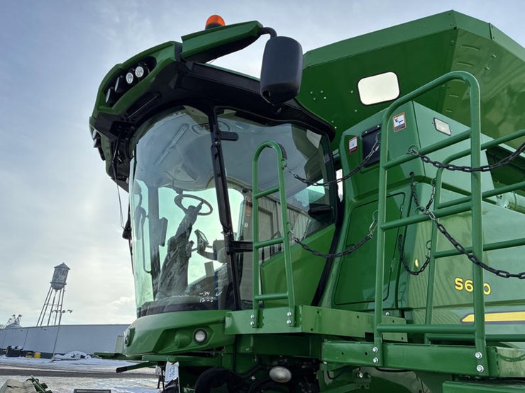 john-deere-s680-image-18