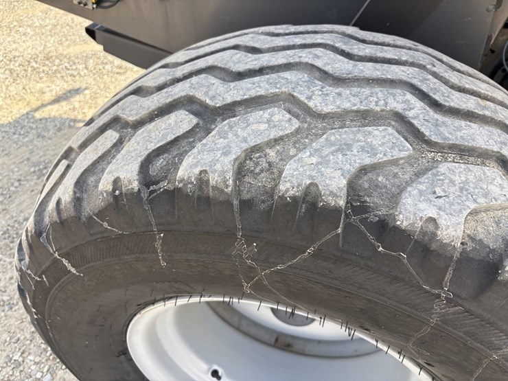 massey-ferguson-rb4180v-image-20